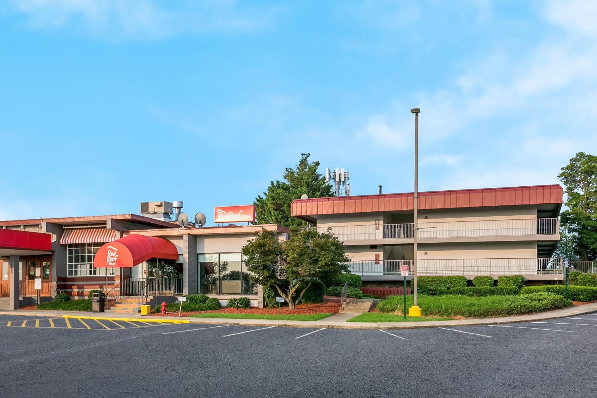 Red Roof Inn Baltimore Exterior photo